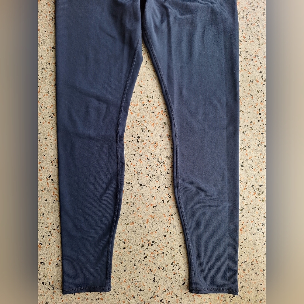 114 Alo Yoga Airbrush Winter Warm High-Waist Nocturne Leggings - Picture 4 of 12